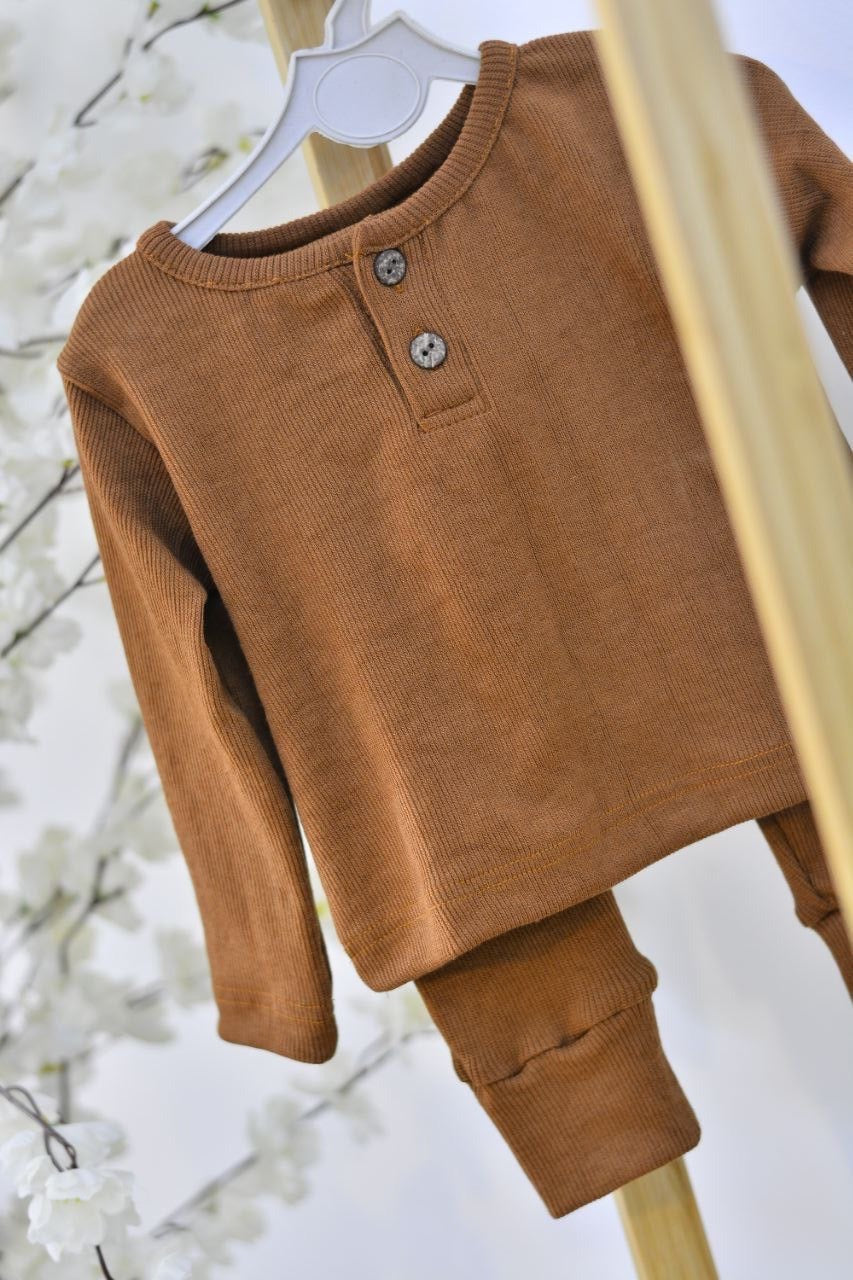 Organic Ribbed Buttoned 2-piece set